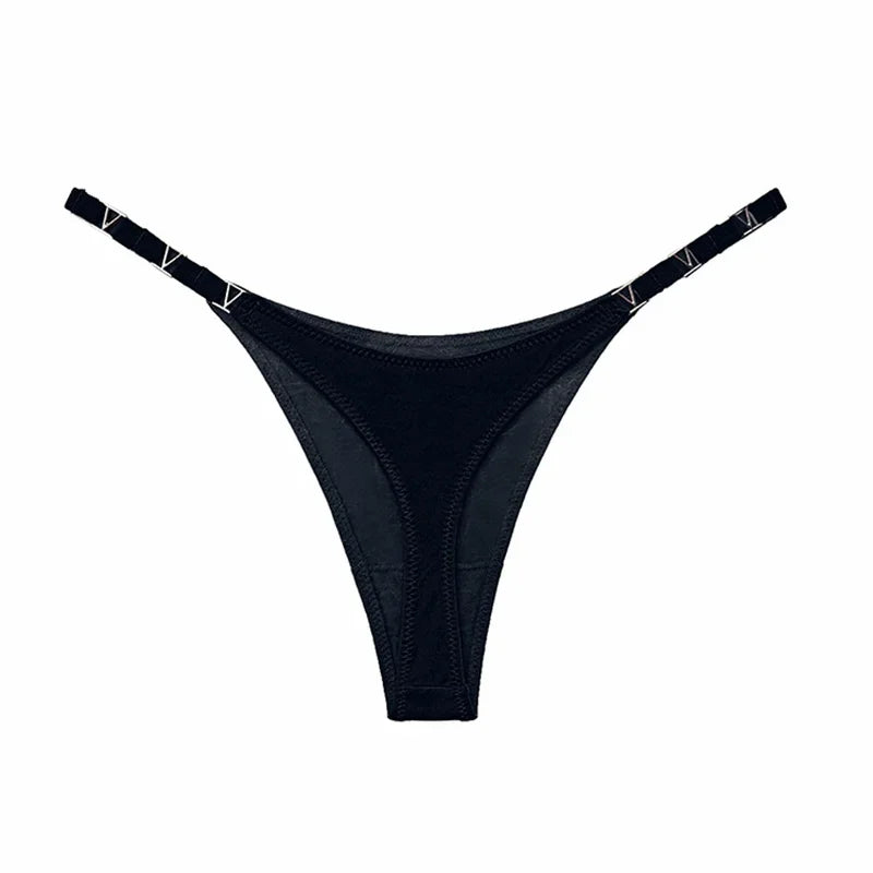 Amelia Thong