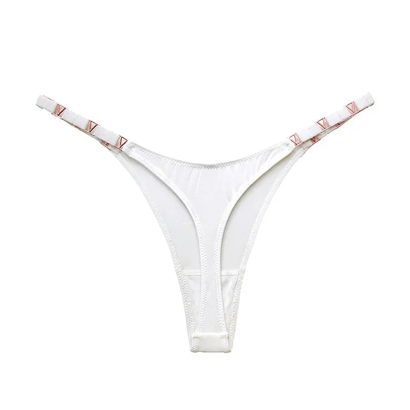 Amelia Thong