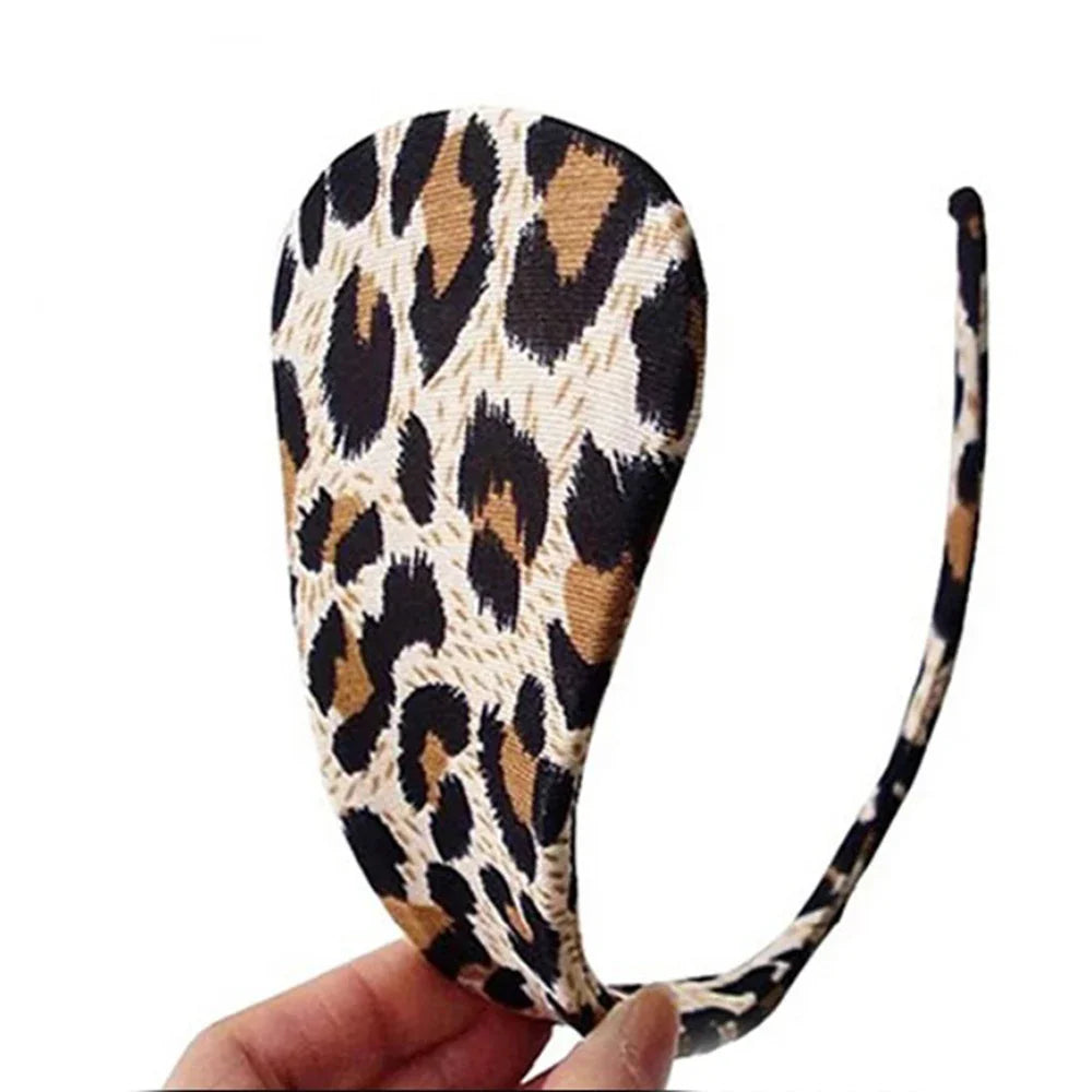 Clip-On Micro Strapless G-String — view 13 | Lavah Pleasure