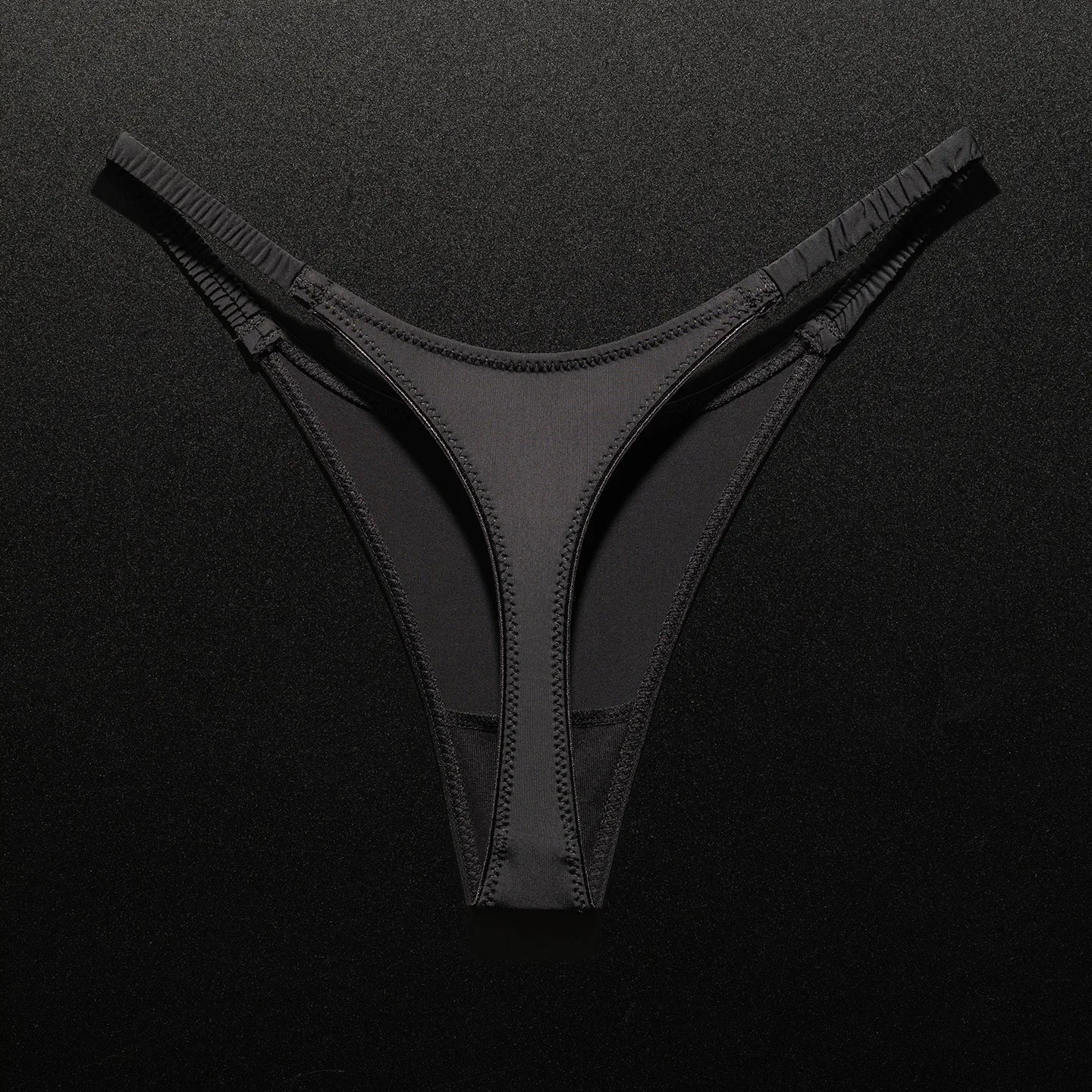 Le Cut Thong